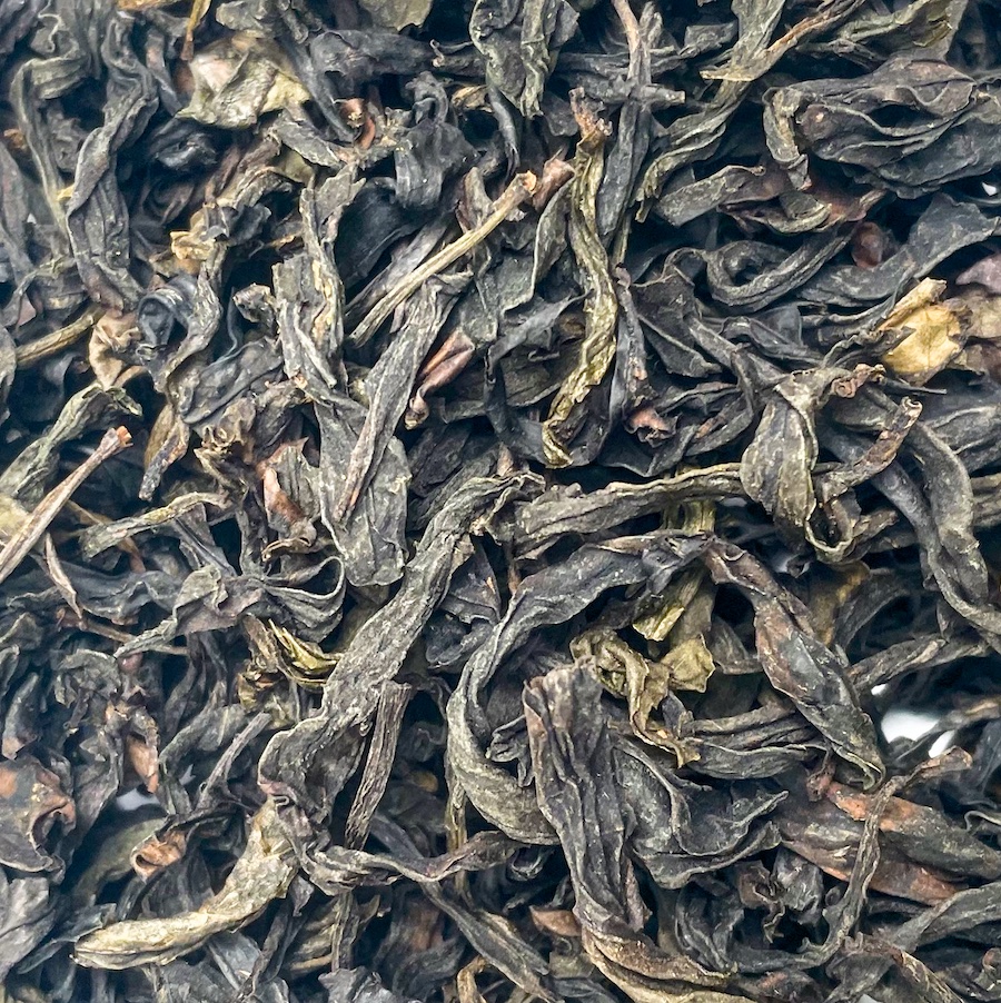 Утёсные улуны Жоу Гуй из бамбукового логова